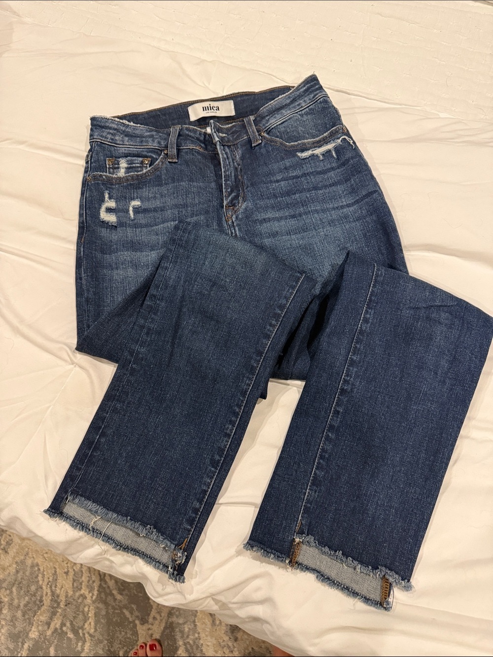 Mica Dark Blue Cropped Raw-Hem Jeans Sz 25 NWOT